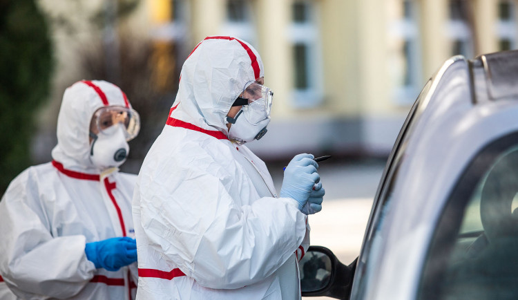 Mírné zlepšení co do počtu nemocných osob s covidem hlásí Plzeňský kraj, už není nejhorším regionem