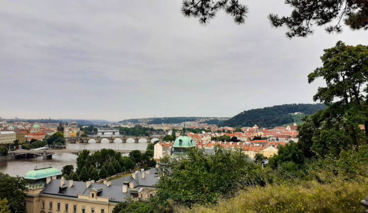 Kam o víkendu? Letná láká na sport, relaxaci a festival Letní Letná