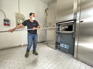 Hned tři nové kremační pece pořídilo město Plzeň, za jediný den dokáží zpopelnit až 48 těl