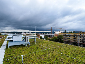 Základní škola získala nové odborné učebny i zelenou střechu