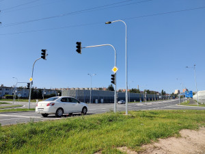 Ministr Havlíček přijel slavnostně zprovoznit první část východního okruhu, řidiči tudy jezdí už od května