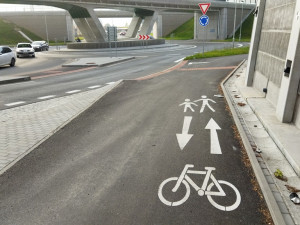Nová plzeňská ulice Na Sudech umožnila vzniknout cyklostezce kolem východního okruhu města