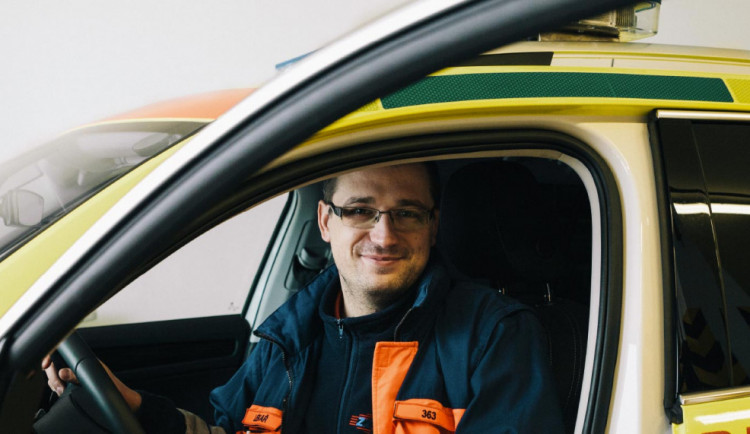 Lídrem ČSSD v Plzeňském kraji pro volby do Poslanecké sněmovny Parlamantu ČR je známý lékař, záchranář a pedagog Robin Šín.