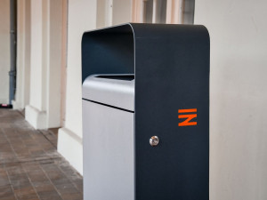 Správa železnic vybaví 12 nádraží novým mobiliářem, první budou Horažďovice