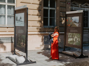 Krásu přírody Plzeňského kraje mohou lidé obdivovat na výstavě v Kopeckého sadech