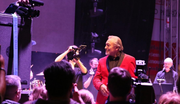 Dokument o plzeňském rodákovi Karlu Gottovi bude mít v Plzni exkluzivní předpremiéru