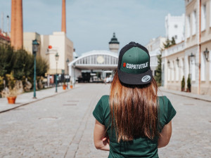 lukas@lukaswisla.com