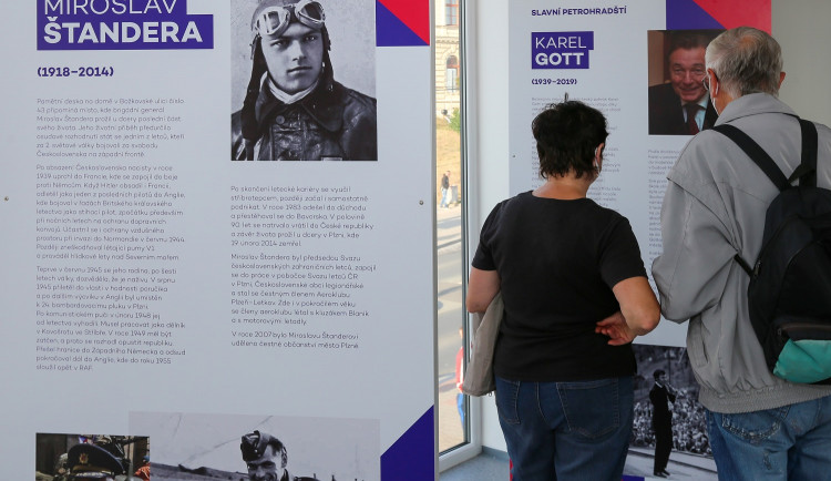 Dělnická čtvrť Petrohrad připomněla své slavné, stopu tam zanechali Gott, Zikmund i Horníček