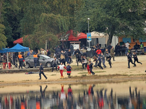 Krvavá akce, policisté a záchranáři nacvičovali zásah proti střelcům, kteří zaútočili na účastníky technoparty