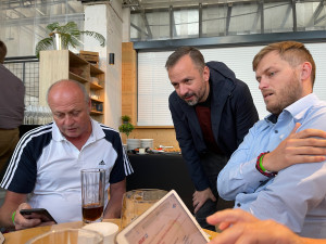 Koalice SPOLU oslavuje volební výsledek