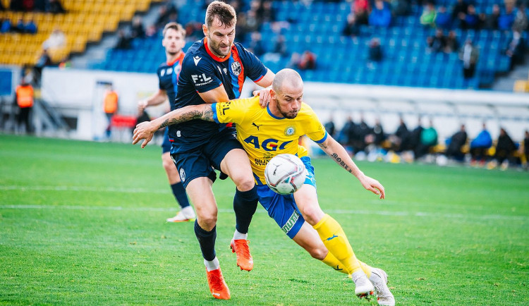 Viktoriáni jsou rádi za tři body z Teplic. Byl to těžký zápas, shodují se hráči