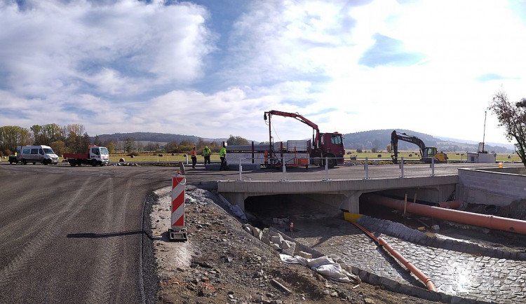 Provoz na hlavním silničním tahu Klatovy - Plzeň přestane komplikovat oprava mostu