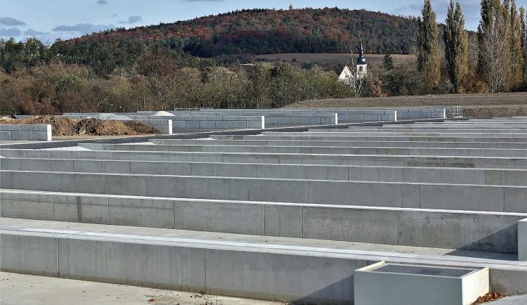 Stavbu obřích kalových polí za 100 milionů korun dokončila Vodárna Plzeň