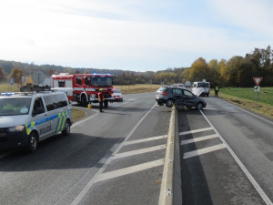 Druhou motoristku uvěznila betonová zábrana