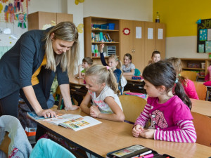 Západočeská metropole se připravuje na růst počtu dětí ve školách, vrchol čeká za tři roky