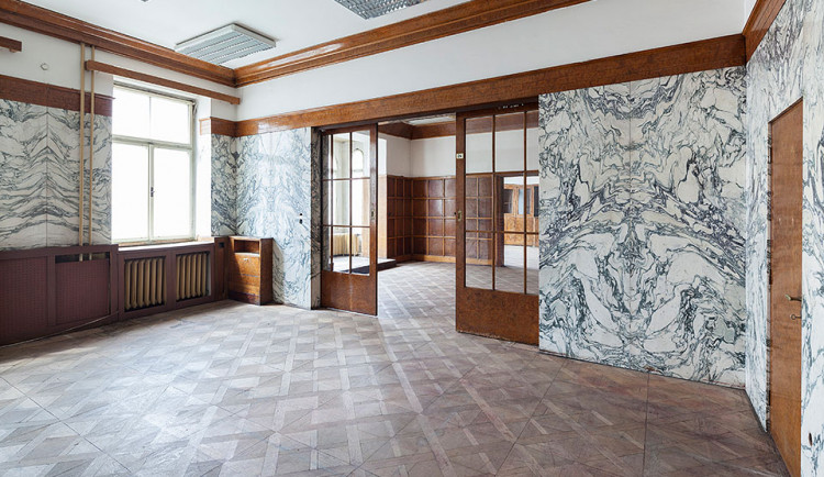 Byt rodiny Huga Semlera je přístupný pouze příležitostně