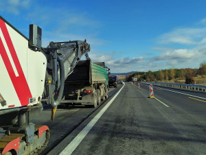 Končí další nepříjemná uzavírka na dálnici D5, motoristům se opět otevírá cesta od Plzně na Prahu