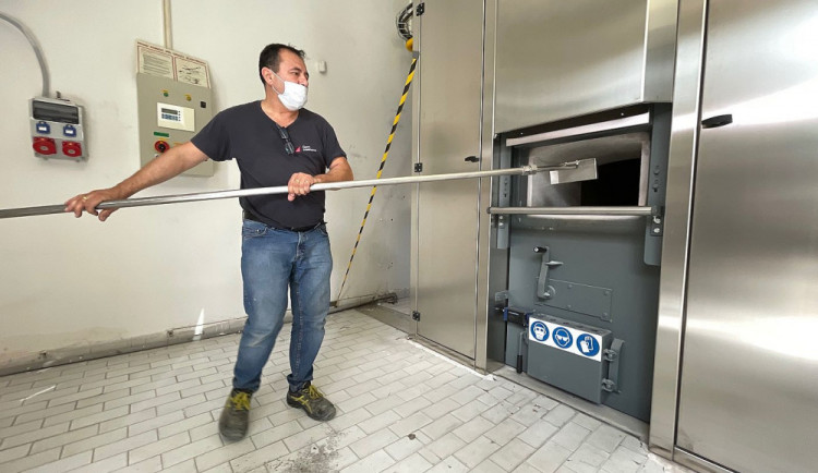 Obávám se, že nastupující pandemie může opět počty kremací výrazně zvýšit, říká ředitelka Správy hřbitovů