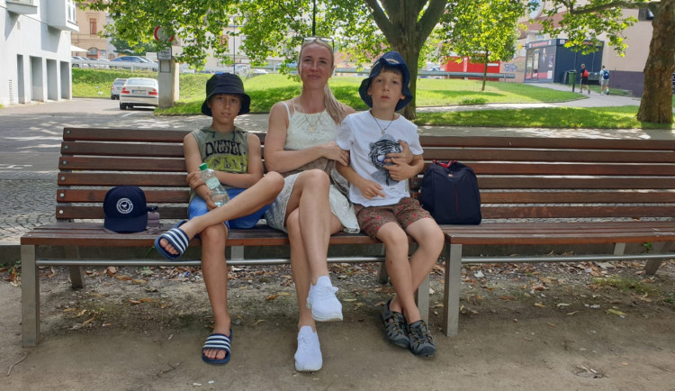 size3-16377702074464-239-alex-a-artur-dva-brachove-se-kterymi-se-zivot-vubec-nemazli-pomuzete