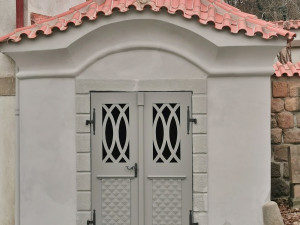 Barokní kaplička v Plzni na Roudné prošla rekonstrukcí, z nenápadné památky je skvost