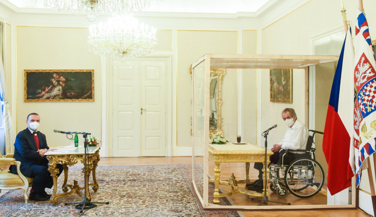 S prezidentem Zemanem jednal v Lánech plzeňský primátor Baxa, kandidát na post ministra kultury