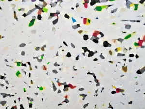 Recyklované lavičky z betonu, demoliční suti a plastu budou bytelnější a designově nápadité