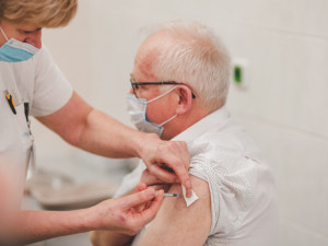 Nové plzeňské očkovací místo bez nutnosti registrace odbavilo za týden fungování 1743 klientů