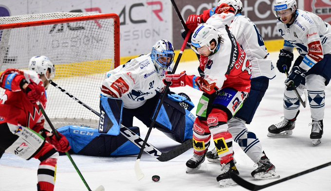 Indiáni nedokázali na ledě Pardubic udržet vedení a padli 4:3 po nájezdech