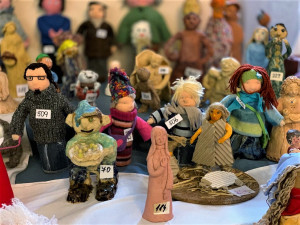 Unikátní Velký plzeňský betlém se rok od roku rozrůstá o další figurky reálných postav, už jich je přes 800