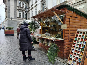 Částečně nám to zachrání živobytí, radují se trhovci, kteří směli otevřít své stánky U Branky