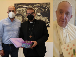 Obrázky od dětských pacientů doputovaly až do Vatikánu, papež František natočil vzkaz pro malé malíře
