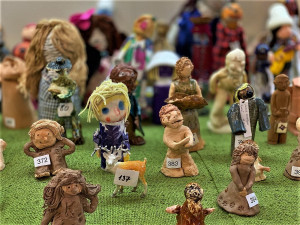 Figurky z Velkého plzeňského betlému v mázhsuzu na radnici