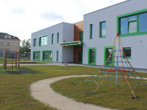 V areálu bývalých kasáren vznikla školka pro 75 dětí za 25 milionů korun