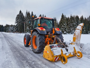 Krajští silničáři zajišťují v Plzeňském kraji zimní údržbu na 5032 kilometrech silnic se 123 sypači