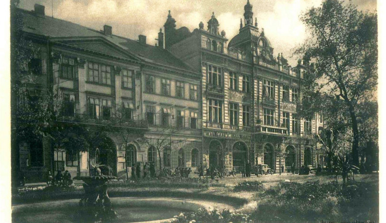 Měšťanská beseda kolem roku 1940, foto: Archiv města Plzně