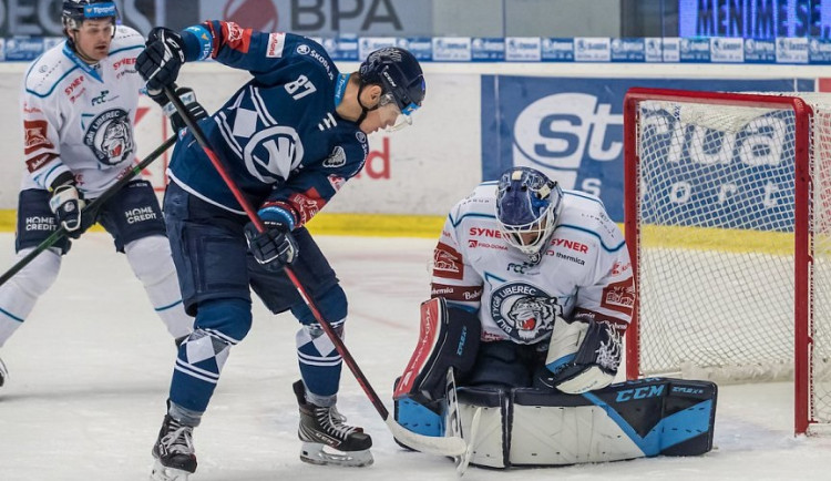 Věřím, že se z toho brzy dostaneme, říká plzeňský hokejový útočník po čtvrtém prohraném zápasu