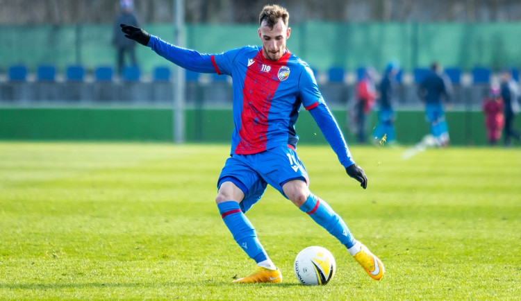 Plzeňský fotbalový obránce Matěj Hybš odchází na hostování do Polska