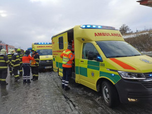 Hromadná nehoda 36 aut na dálnici D5 uzavřela provoz na 11 hodin