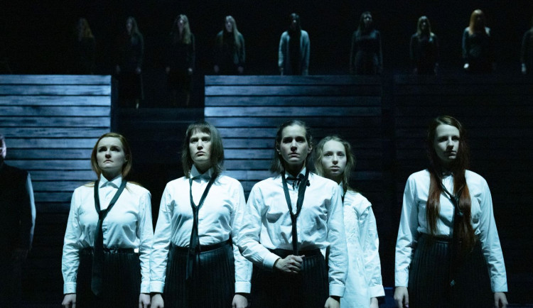 Znepokojující Čarodějky ze Salemu přicházejí na Novou scénu plzeňského Divadla J. K. Tyla