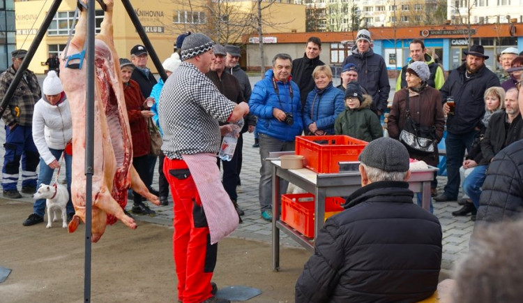 Centrální Plzeňský obvod zve občany na tradiční zabíjačkové hody