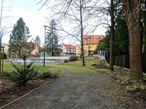 Jaký název ponese park v Červeném Hrádku? Rozhodnout mohu obyvatelé obvodu