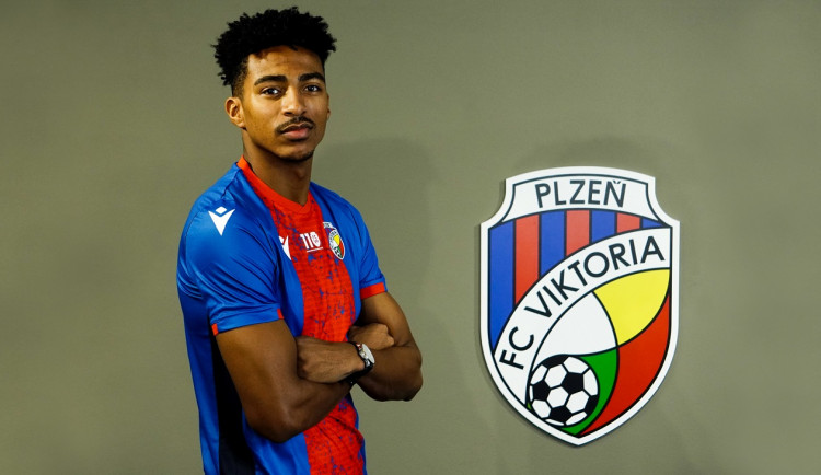 Viktorka získala další posilu do obrany, Brazilec Eduardo Santos bude v Plzni na půlročním hostování