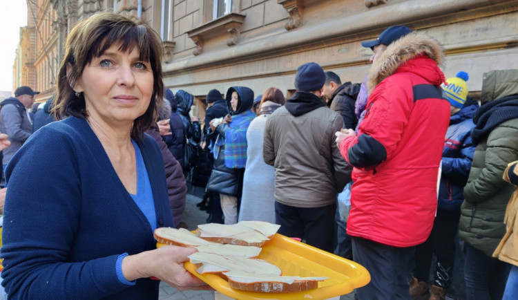 Město Plzeň se snaží uprchlíkům z Ukrajiny pomáhat a ulehčovat jim jejich těžkou situaci