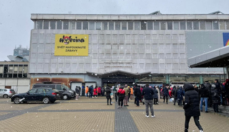 Za 24 hodin se v Plzni registrovalo na 600 válečných uprchlíků z Ukrajiny v asistenčním centru