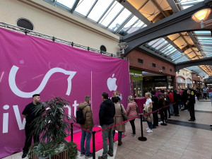 Prémiový prodejce Apple iWant představuje novou podobu prodejny v Plzni