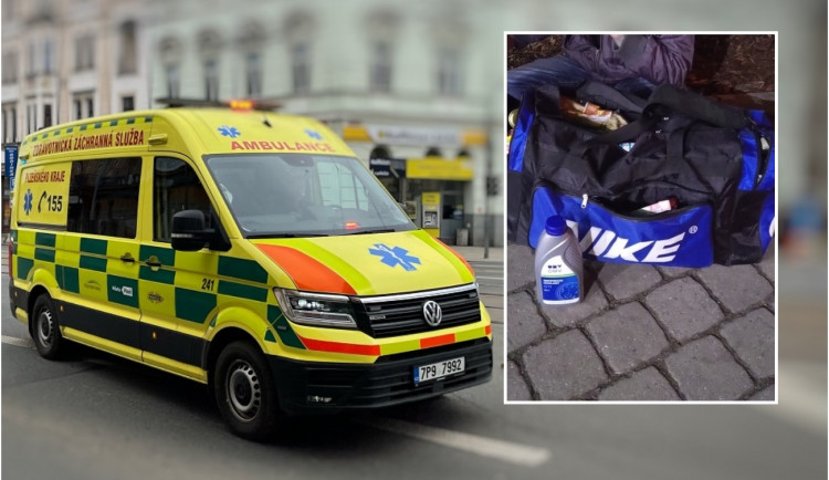 Opilý muž se chtěl na pumpě otrávit nemrznoucí směsí, strážníci zasáhli v poslední chvíli