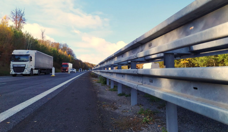 Tři silniční stavby zkomplikují už na Apríla dopravu u Klatov, počítejte se zdržením i s objížďkami