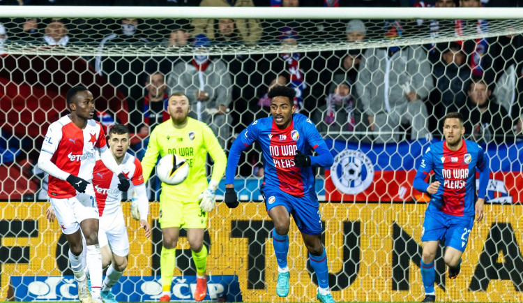 Trenér FC Viktoria Plzeň: Nebude to jednoduché, ale na čele tabulky chceme zůstat co nejdéle