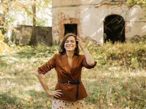 Majitelkou zámku v Otíně je ruská podnikatelka Daria Krstev