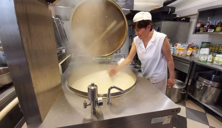 Pacienti v horažďovické nemocnici se dočkají kvalitnější stravy, modernizovaná kuchyně usnadní práci i kuchařům